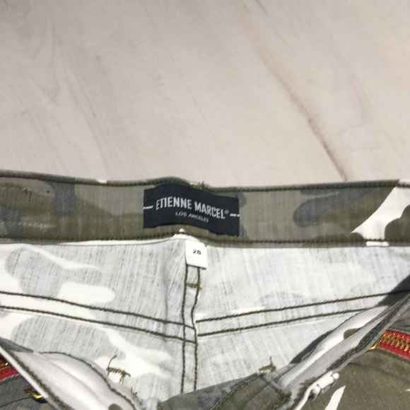 Etienne Marcel Denim - Picture 7 of 8